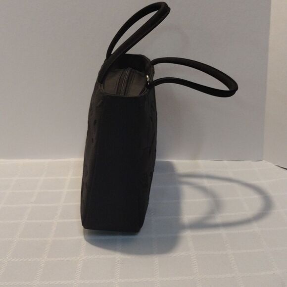 CONSIGNMENT! NWOT Amanda Smith Black Flower Patterned Cross Body Bag! - Picture 3 of 15